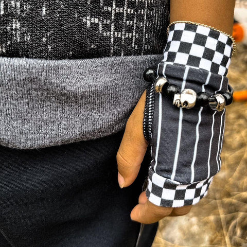 Monochrome Gloves in stripes and checks